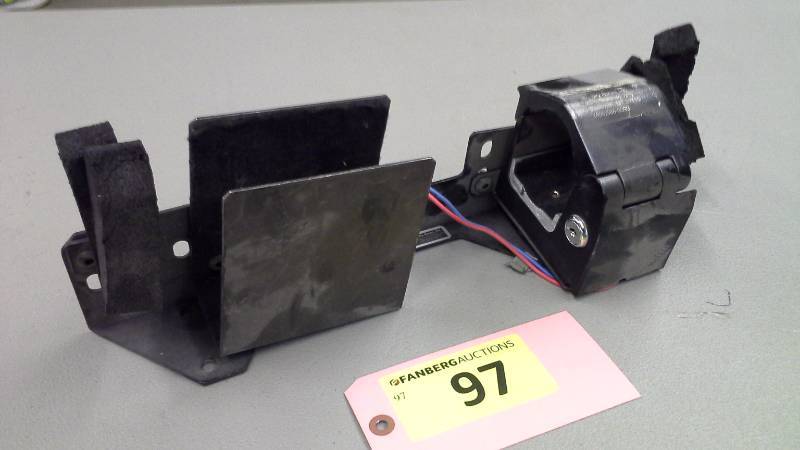 (1) Big Sky Racks Gun Holder