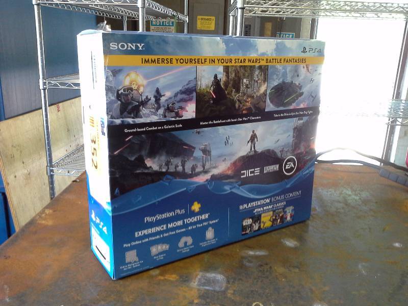 (1) Sony PlayStation 4 Star Wars Battle Front