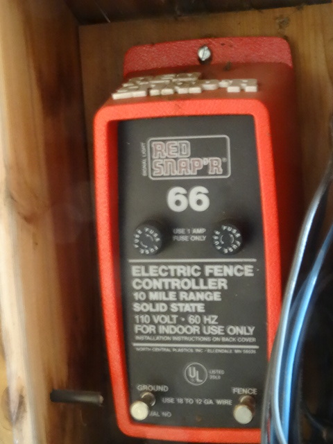 Electric Fence Controller