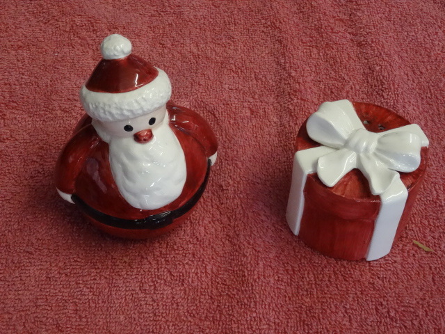 Salt & Pepper Shakers