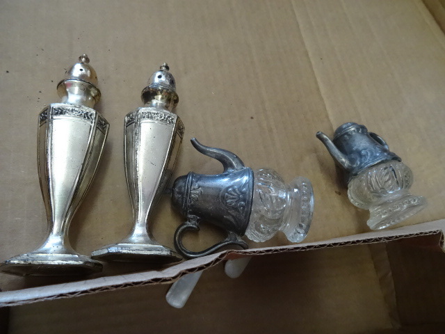 Salt & Pepper Shakers