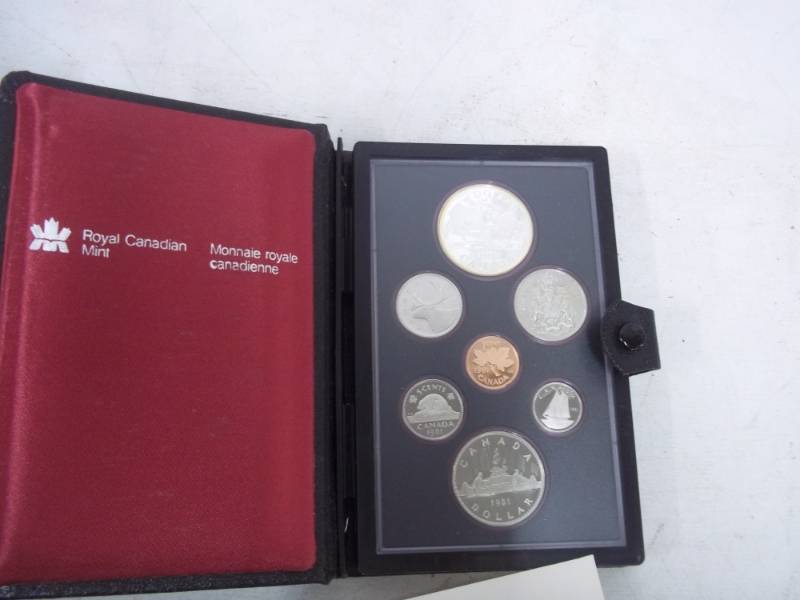 lot 5 image: 1981 Royal Canadian Mint proof Set