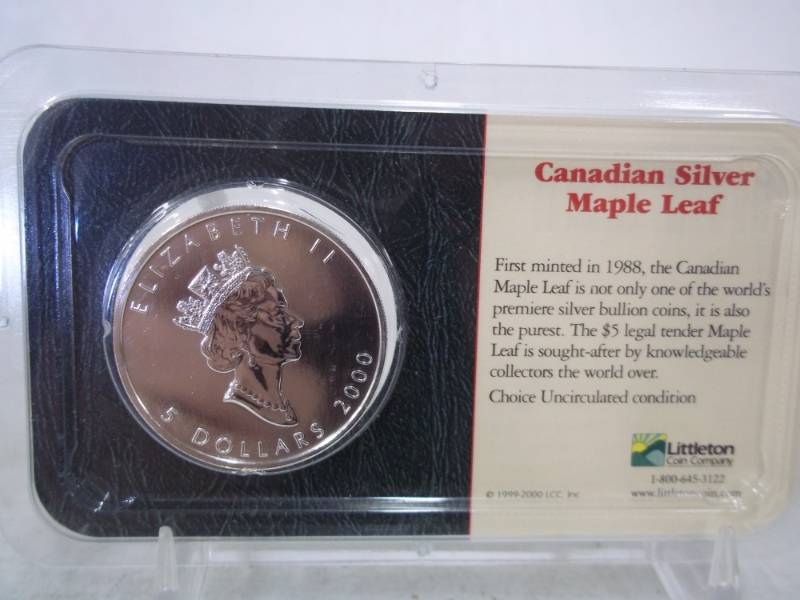 lot 27 image: Canadian Silver Maple Leaf $5.00 1oz. Silver .9999