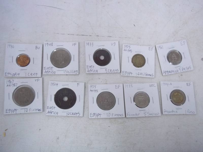 lot 41 image: 10 Foreign Coins