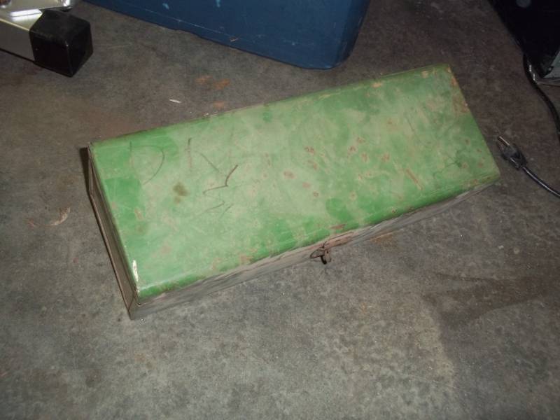 lot 84 image: John Deere tool box