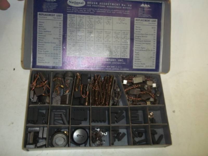 lot 125 image: New Motor Brush Assortment