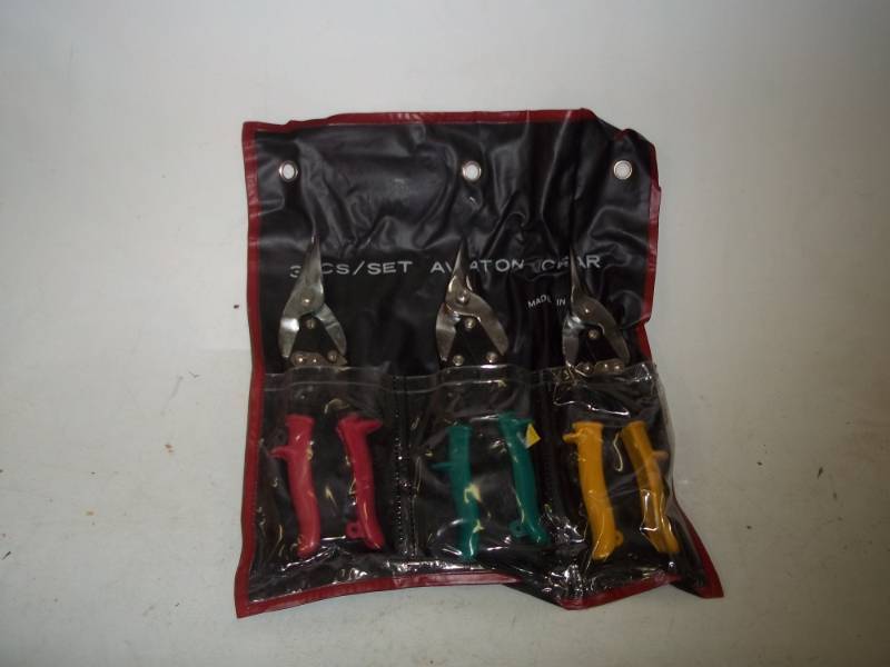 lot 126 image: New 3 piece Aviation Sheers
