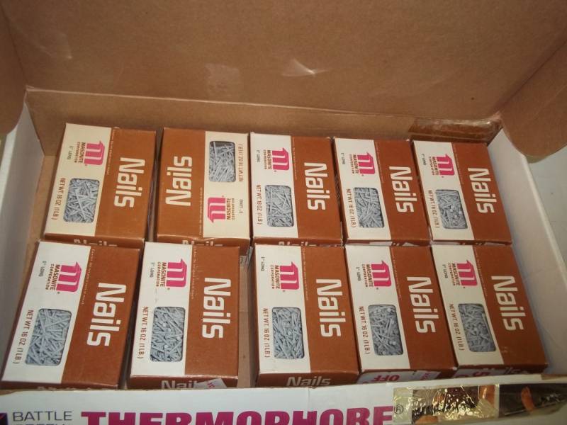 lot 136 image: 10 boxes of 1 White Finish Nails