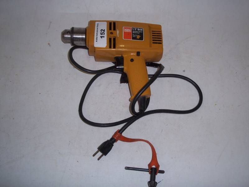 lot 152 image: 12 Electric Drill