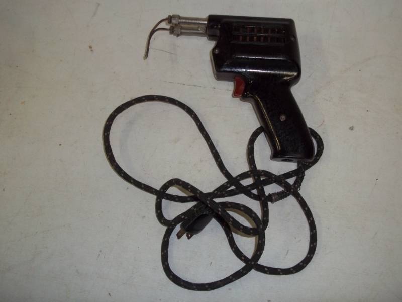 lot 153 image: Soldering Gun