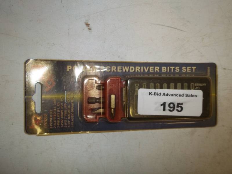 lot 195 image: Power screwdriver bit set
