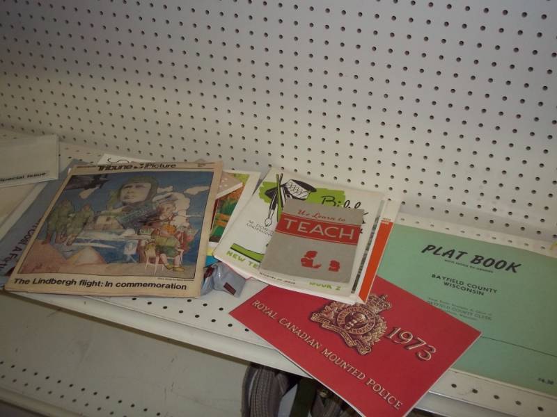 lot 219 image: Vintage Books