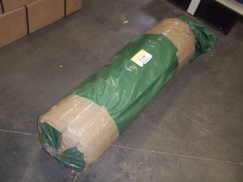 lot 270 image: New 83 x 800 Row Cover