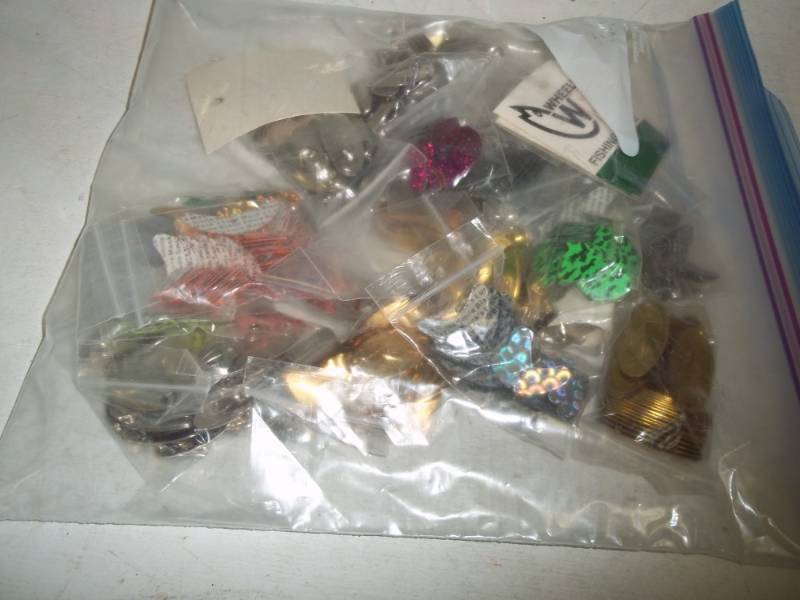 lot 304 image: New Fishing Lure Parts