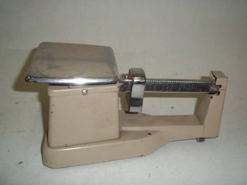 lot 306 image: Vintage Scale