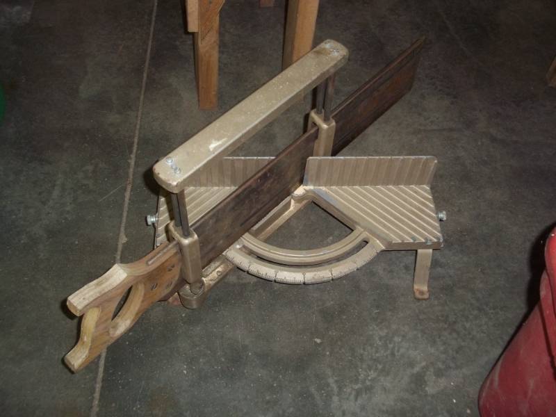 lot 375 image: Mitre Saw