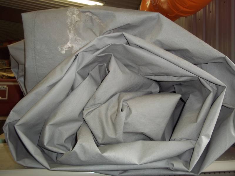 lot 396 image: Large Tarp
