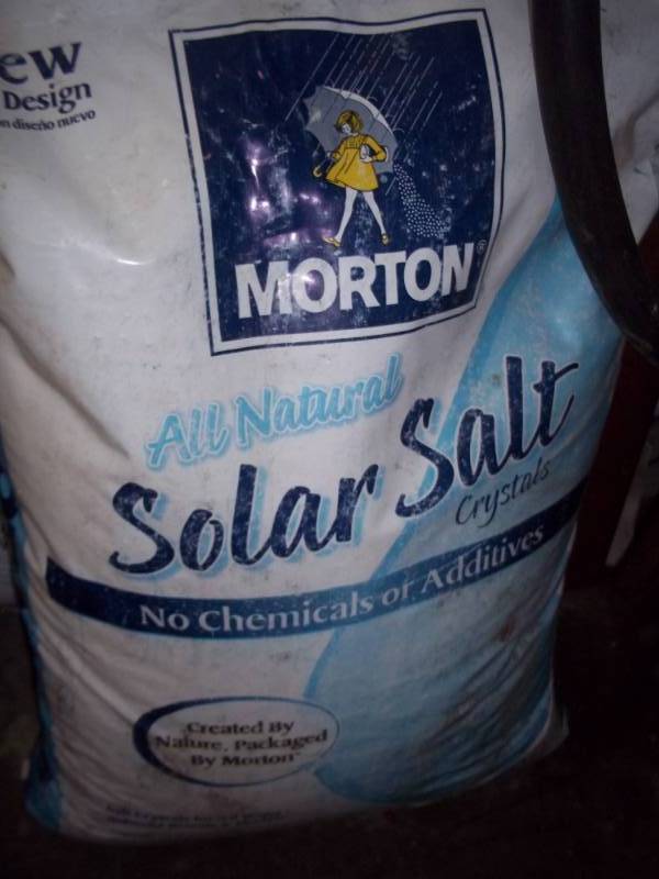lot 435 image: 40# Solar Salt