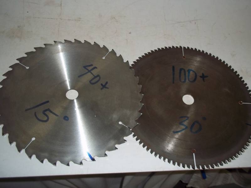 lot 437 image: Pair of 12 saw blades
