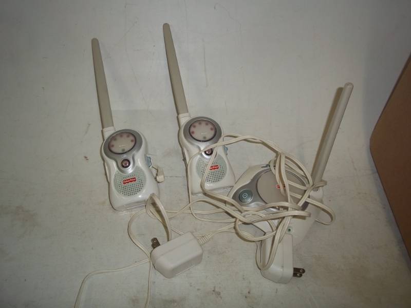 lot 448 image: Fisher Price Baby Monitor