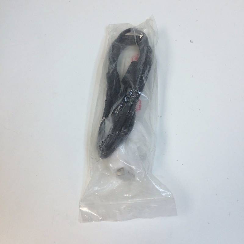 lot 35 image: Lot of 7 New Dell 6 Foot M-M DVI Cables