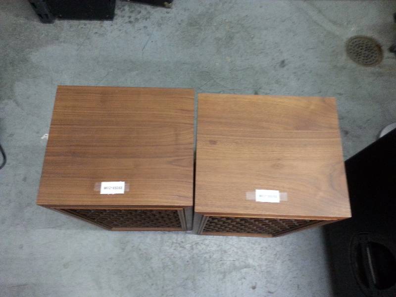 lot 41 image: Pioneer CS-77A Speakers