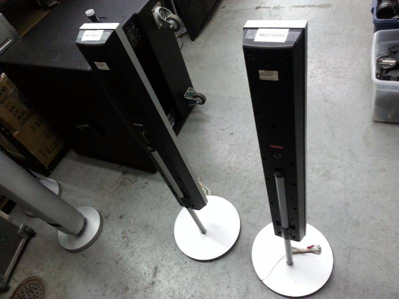 lot 60 image: Sony HCD-HDX500 DVD Home Theater System