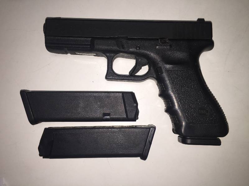 Glock 22 Gen 3 Semi-auto Pistol