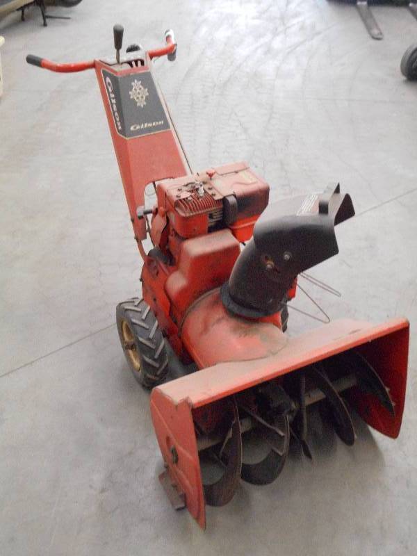 lot 11 image: Gilson 2-Stage 5HP Snowblower, 24 Width, 3-Speed With Reverse, Runs & Operates