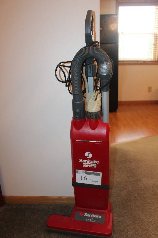 lot 16 image: Sanitaire Commercial Dual Motor Upright Vacuum