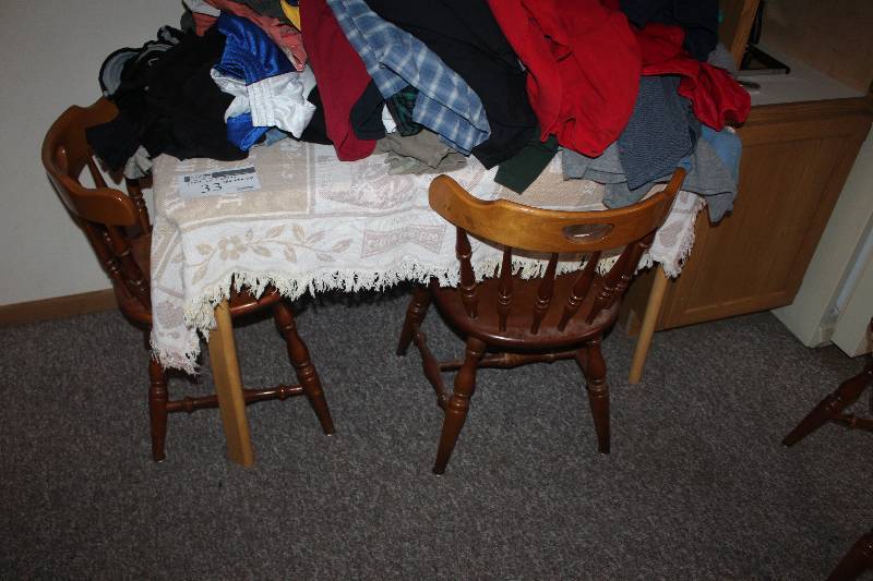 lot 33 image: Table And 4-Chairs
