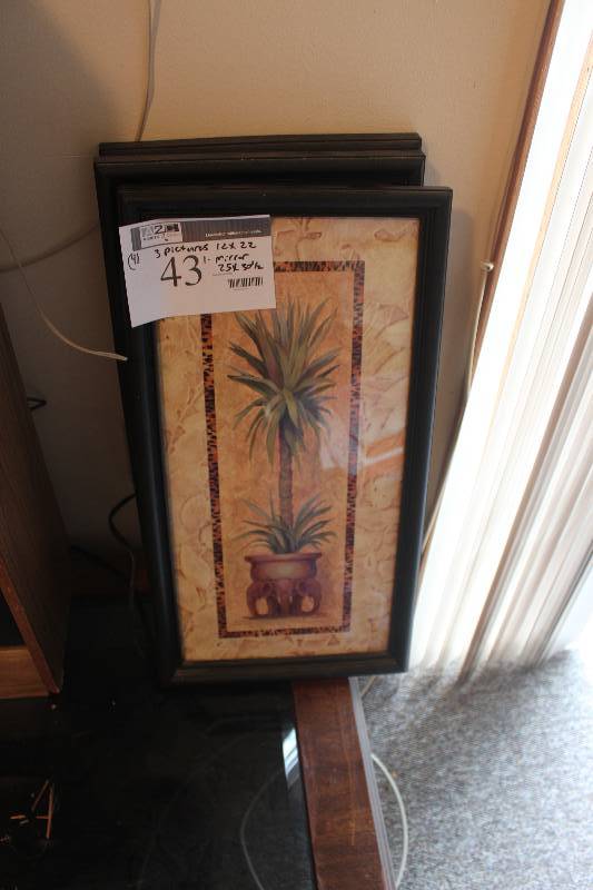 lot 43 image: Lot of (4) Pictures, Mirror