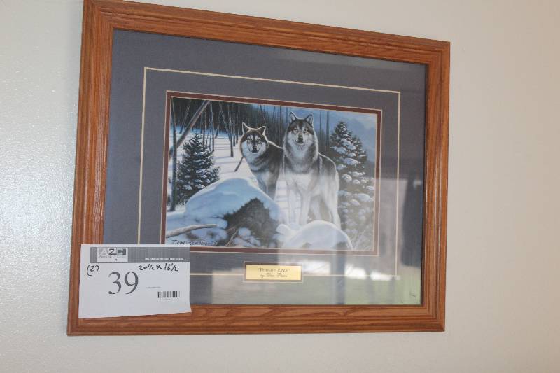 lot 39 image: Lot of (2) Framed Wall Art