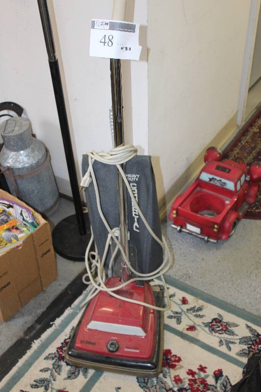 lot 48 image: Eureka Commercial Vacuum