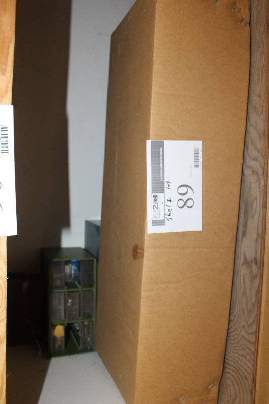 lot 89 image: Shelf Lot of Tools, 915-Drawer Organizers