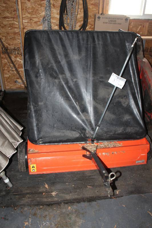 lot 3 image: AgriFab Lawn Sweeper