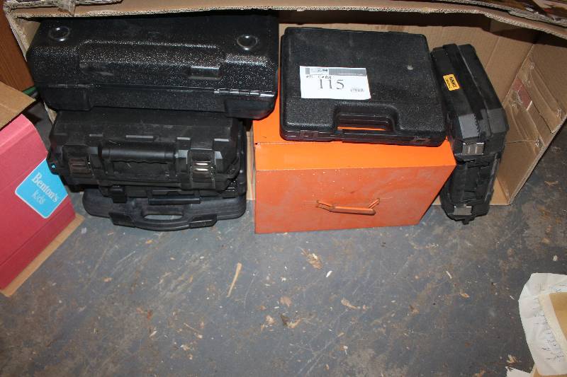 lot 115 image: Lot of Tool Cases