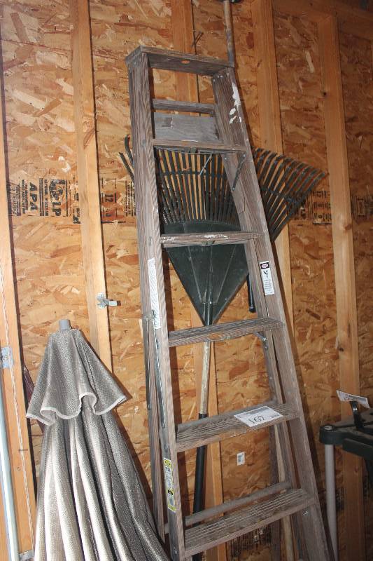lot 167 image: Ladder