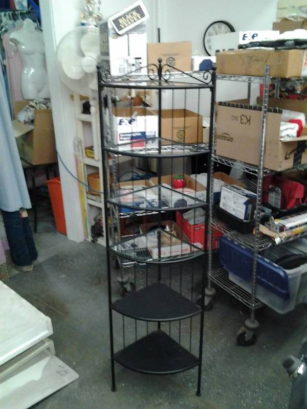 lot 29 image: 69 Inch Corner Shelf