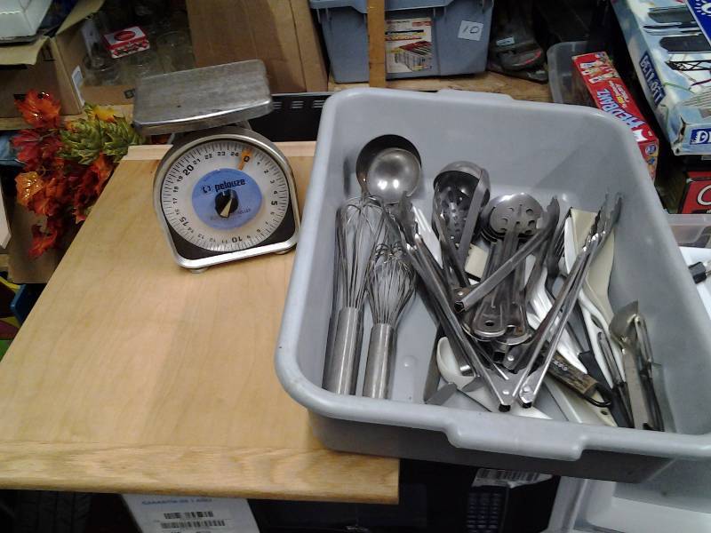 lot 94 image: Pelouze Scale, Cutting Board, Tub Of Commercial Utensils