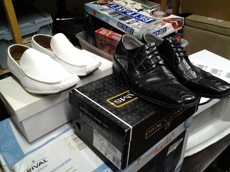 lot 97 image: 2-Pair Mens Dress Shoes Size 11
