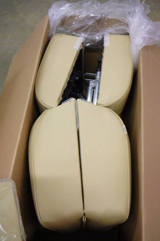 Boat Sections Deluxe Lounge seat with plastic frame wd707 715 sand New in Box Complete
