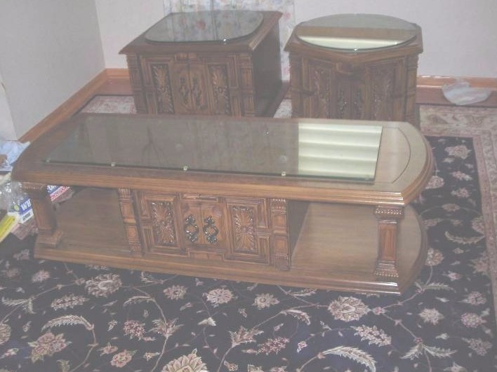 lot 4 image: Set Of 3-Tables With Glass Tops