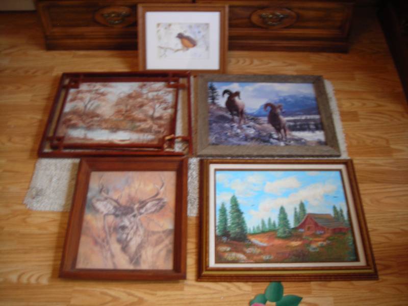 lot 17 image: 5-Pictures, 1-Rug