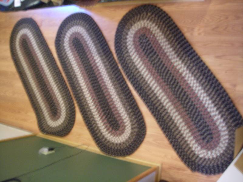 lot 42 image: 3-Matching Rugs