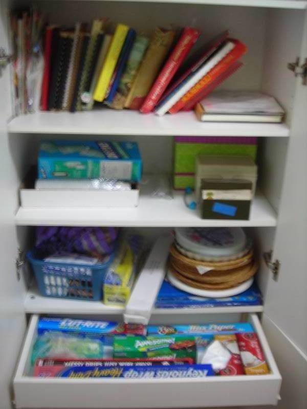 lot 52 image: Cook Books, CookingFood Wraps & Foils