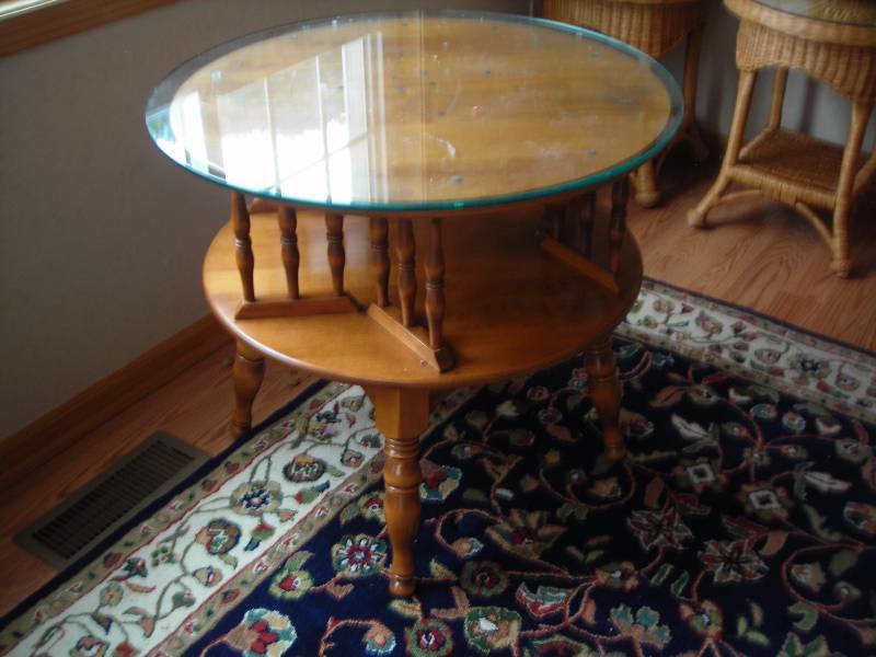 lot 56 image: 28x25 Round Early American Table