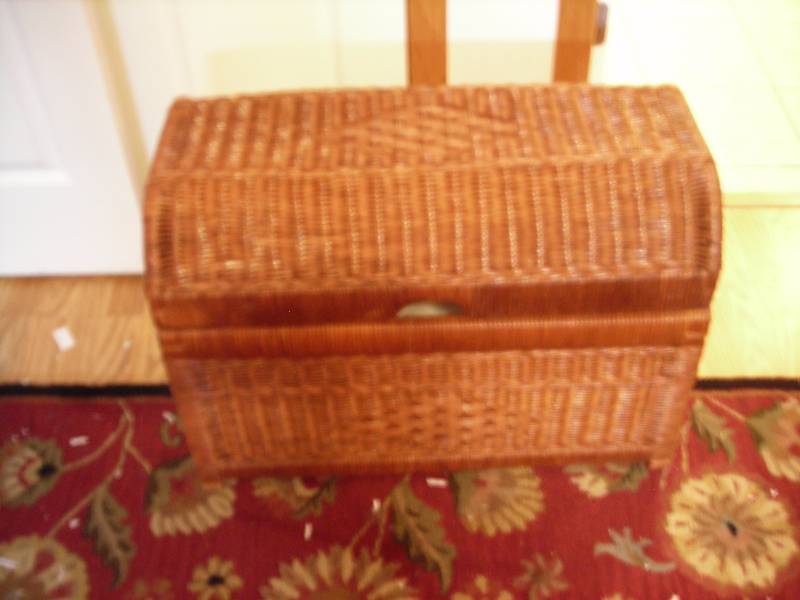 lot 66 image: Wicker Trunk With Stuffed Animals