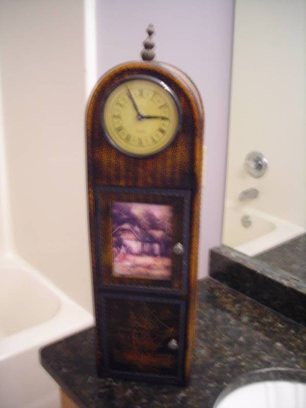 lot 71 image: Wicker ClockStorage Shelf