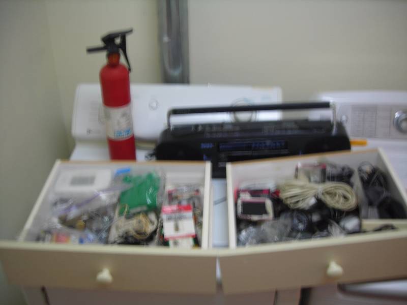 lot 90 image: Radio, Fire Extinguishers, Contents Of 2-Drawers